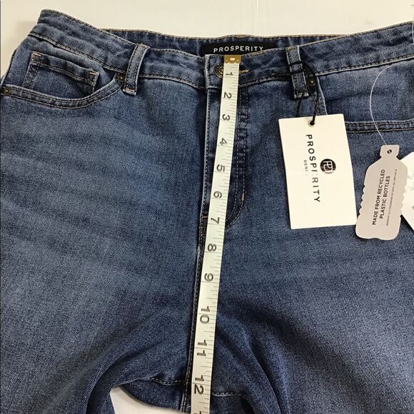 Prosperity High Rise Crop Denim Jeans NWT Size 31 - Picture 7 of 15